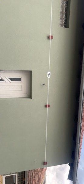 Mjerenje: 7,8 m duž zida